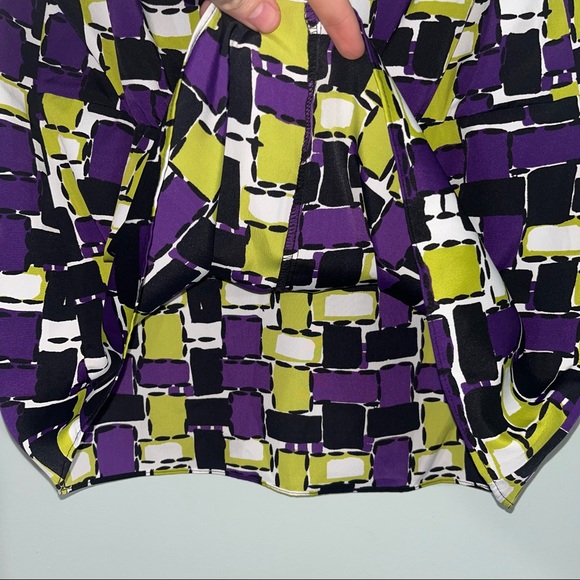 Banana Republic NWT size medium blouse w/cap sleeves - Picture 7 of 9